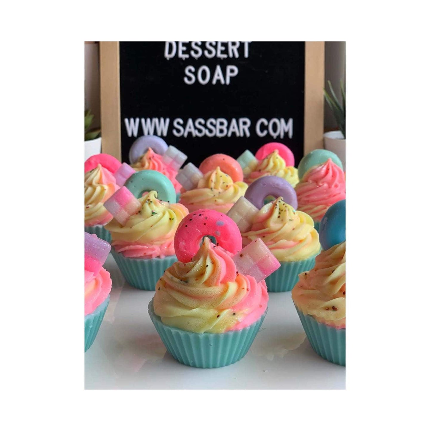 The Sass Bar Glow-up Cupcake Soap (115 g)